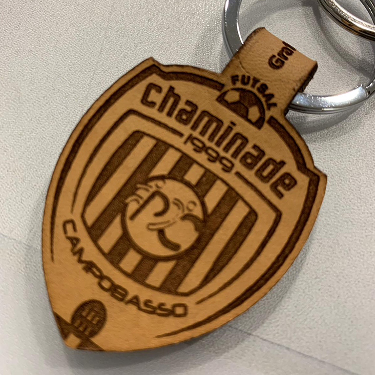 Portachiavi in cuoio personalizzati con il tuo logo